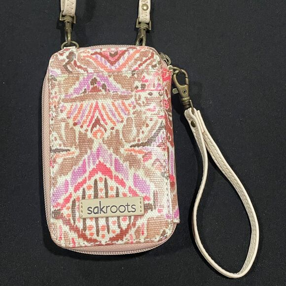 ~ New: Sakroots Crossbody Purse Salinas Smartphone Wallet Zip Pocket Bag, No Tag - Picture 6 of 15